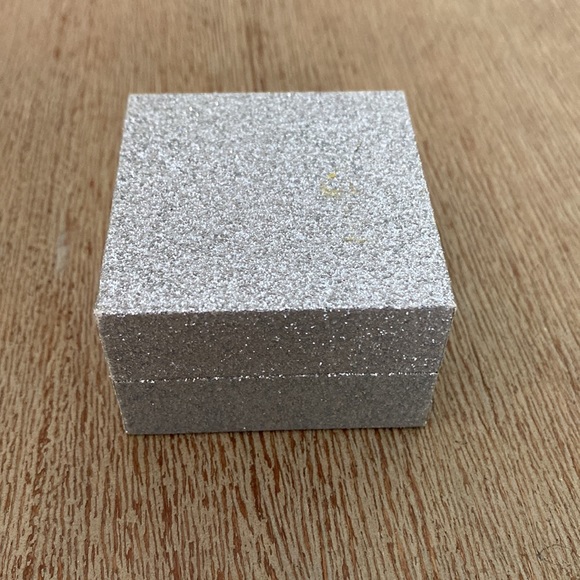 Pink CZ Minnie Mouse Earrings - Picture 4 of 6